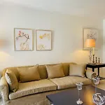 Carlton Riviera