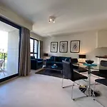 Apartmanhotel Carlton Riviera 4*