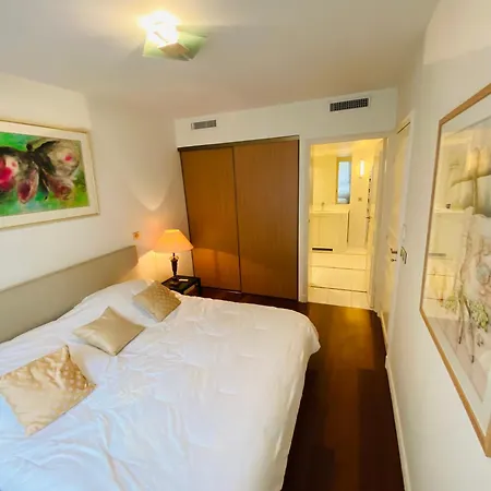Carlton Riviera Apartmanhotel