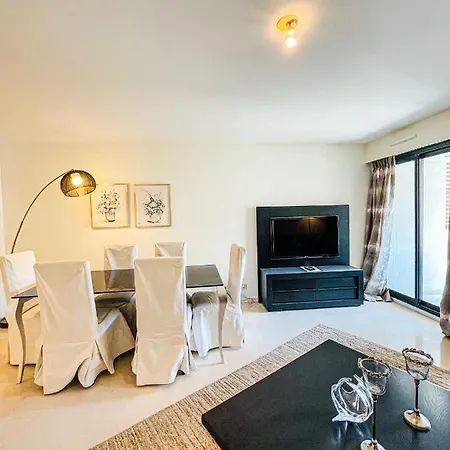 Carlton Riviera Aparthotel Cannes