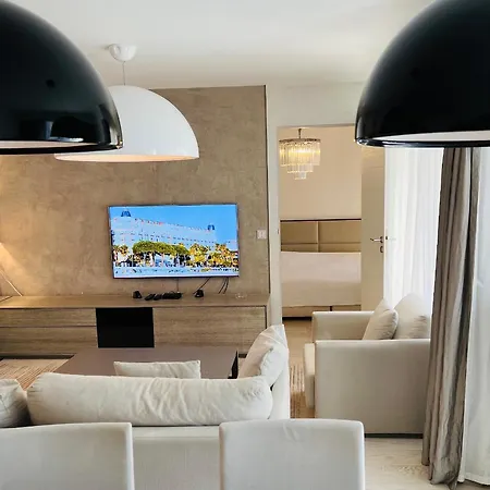 Carlton Riviera Aparthotel Cannes