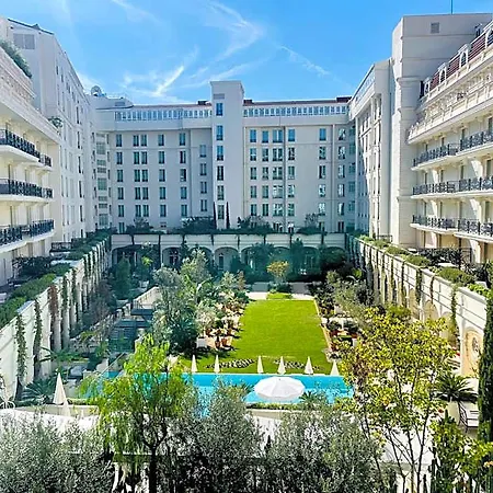Carlton Riviera 4*