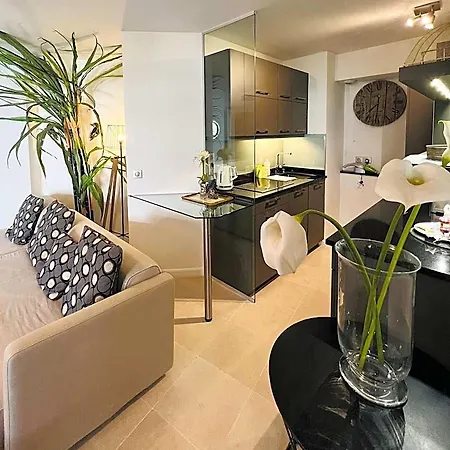 Carlton Riviera Apartmanhotel 4*