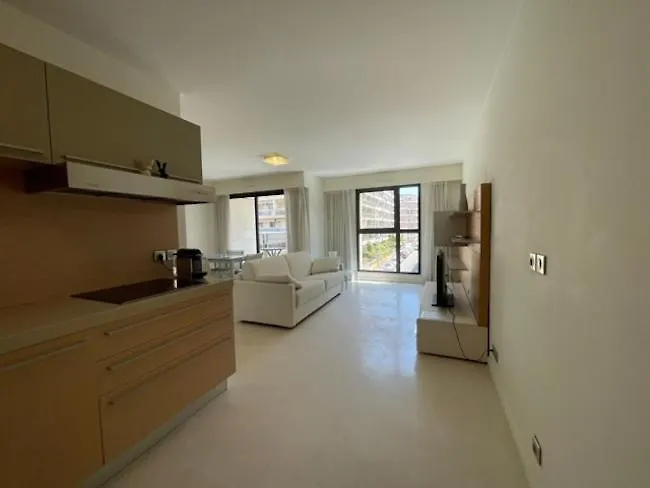 Апарт-отель Carlton Riviera 4*