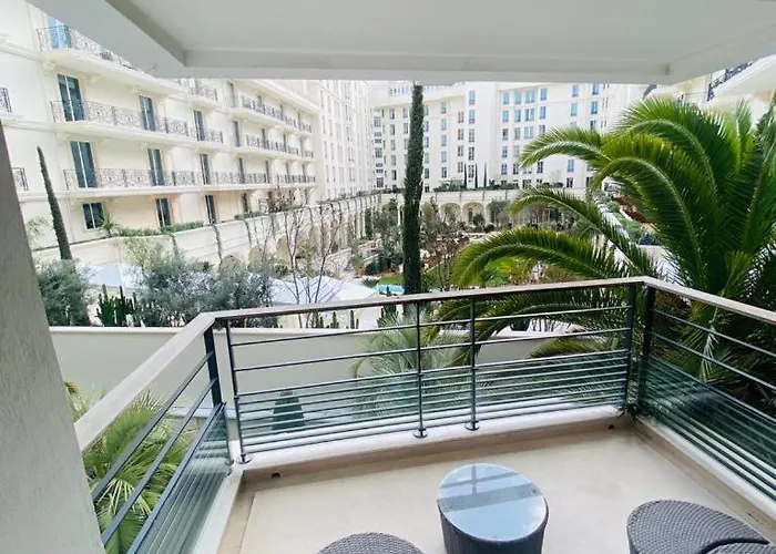 Апарт-отель Carlton Riviera Канны