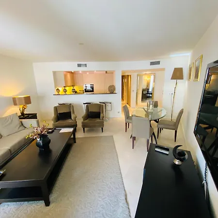 Carlton Riviera 4* Κάννες