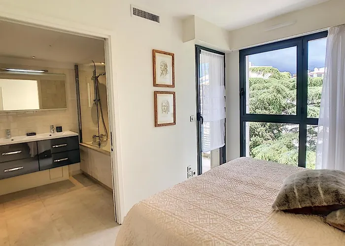 Carlton Riviera 4*