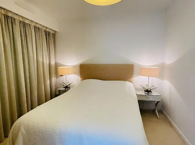 Carlton Riviera Ξενοδοχείο με διαμερίσματα 4*