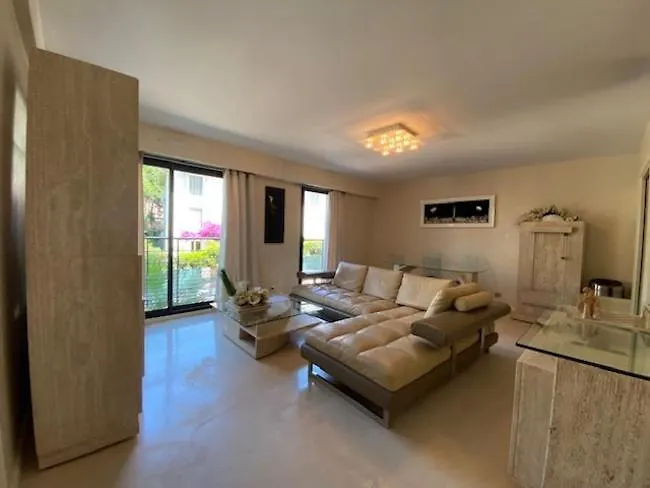 Carlton Riviera Ξενοδοχείο με διαμερίσματα Κάννες
