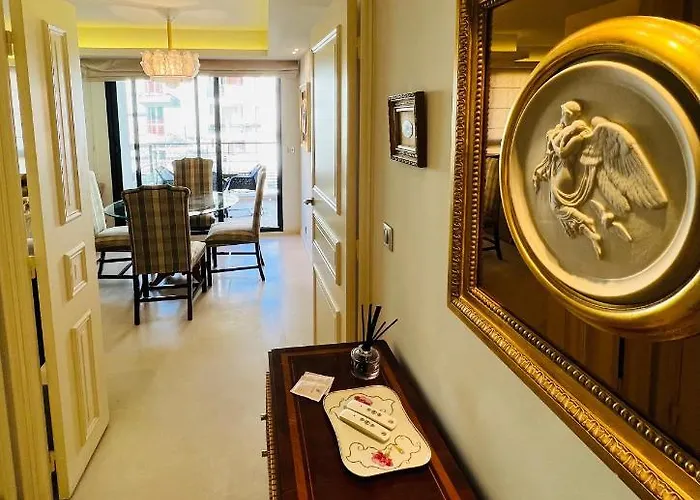 Carlton Riviera 4* Κάννες