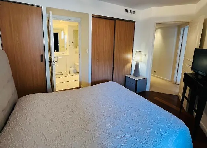 Carlton Riviera