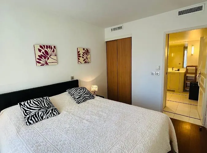 Carlton Riviera 4* Κάννες