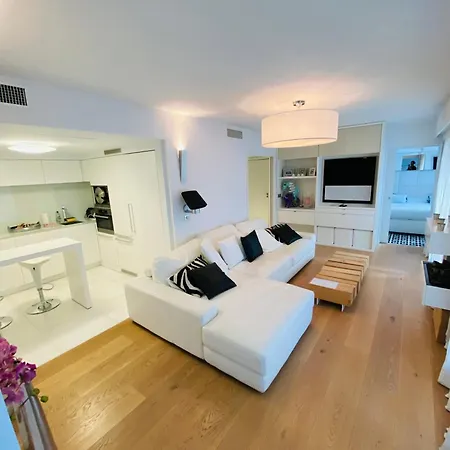 Carlton Riviera Aparthotel